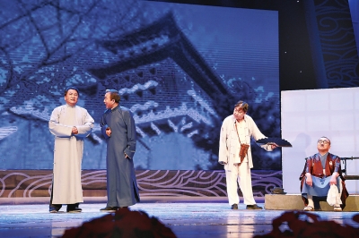 姜昆、戴志诚等人演出相声《骂鬼子》.jpg 姜昆、戴志诚等人演出相声《骂鬼子》.jpg