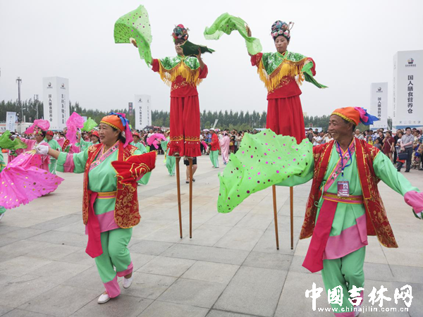 农博会首日“表情包”来了 农博会首日“表情包”来了