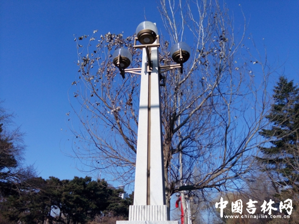 新民大街的新型LED路灯 新民大街的新型LED路灯