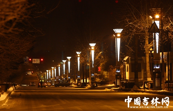 新民大街原来的“锥型”路灯 新民大街原来的“锥型”路灯