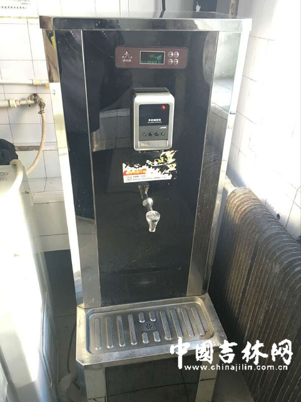 伪造水卡横行长春高校校园 任意复制涉嫌违法 伪造水卡横行长春高校校园 任意复制涉嫌违法