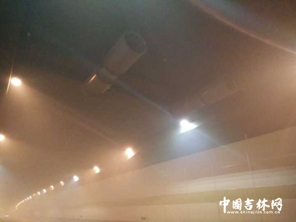 隧道内通风设备全部开启 中国吉林网 吉刻APP 记者 丁隽 隧道内通风设备全部开启 中国吉林网 吉刻APP 记者 丁隽