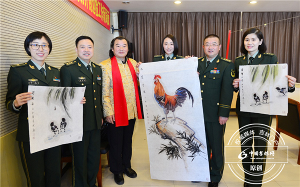 1月10日，“春联来了”CCTV第四届央视春晚送福到军营活动在吉林省公安边防总队长春边检站举行，中国书画院艺术家在活动现场展示创作成果。