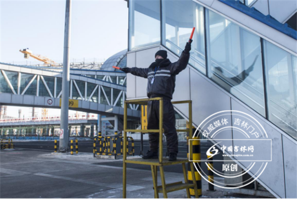 吉网揭秘:飞机从降落到再次起飞 中间需要多少步? 吉网揭秘:飞机从降落到再次起飞 中间需要多少步?