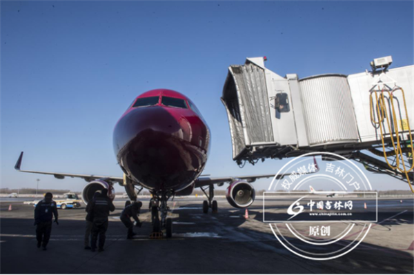 吉网揭秘:飞机从降落到再次起飞 中间需要多少步? 吉网揭秘:飞机从降落到再次起飞 中间需要多少步?