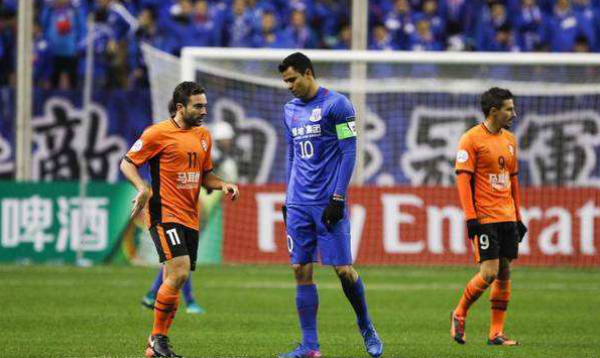 上海申花在亚冠资格赛上被布里斯班狮吼淘汰