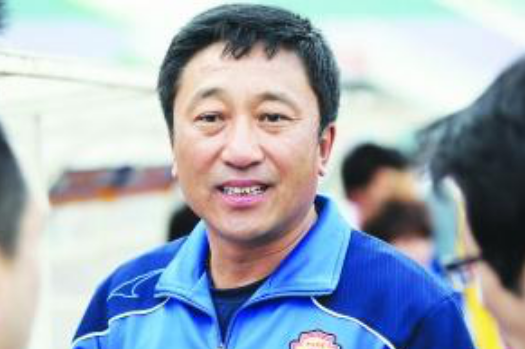 刘友期望能够给吉林足球再带回一座联赛冠军奖杯 刘友期望能够给吉林足球再带回一座联赛冠军奖杯