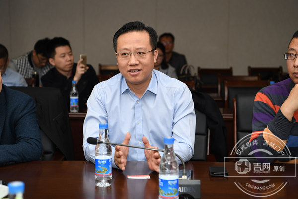 中莲地产执行董事 张翼麟_副本.jpg