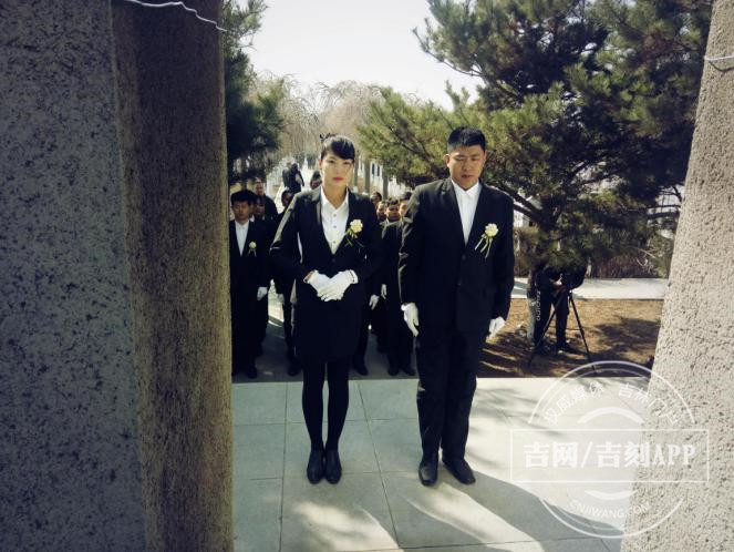 长春无主骨灰集体落葬.jpg 长春无主骨灰集体落葬.jpg