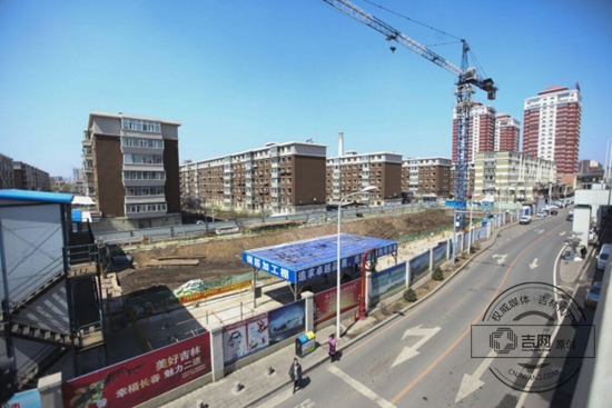 东盛大街与安乐路交会的红楼停车场项目位置