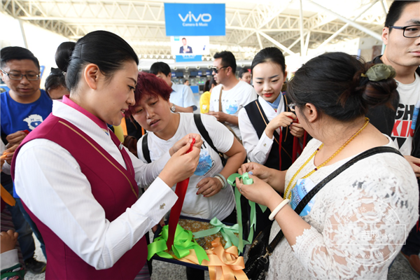 南航吉林分公司举办“阳光南航”公众开放日 南航吉林分公司举办“阳光南航”公众开放日