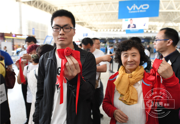 南航吉林分公司举办“阳光南航”公众开放日 南航吉林分公司举办“阳光南航”公众开放日