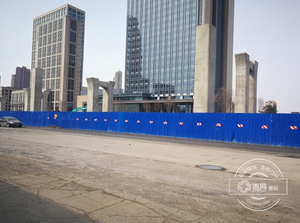 长春仙台大街“断头桥”续建工程全面开工 世荣路匝道预计6月份具备通车条件