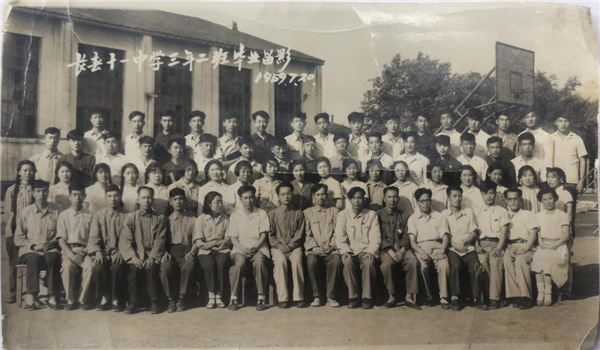 郭老的高中毕业照 郭老的高中毕业照