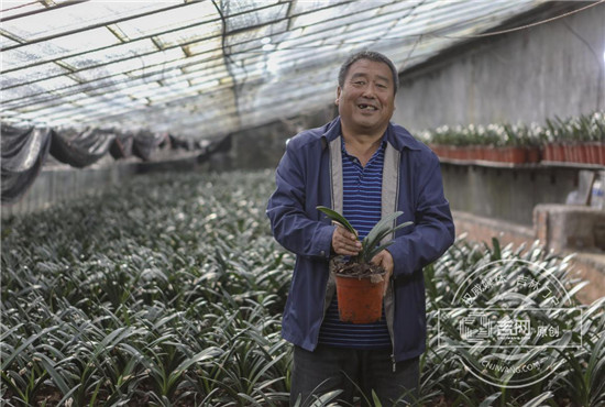 伊通县建国村的“致富秘籍”3_副本.jpg 伊通县建国村的“致富秘籍”3_副本.jpg