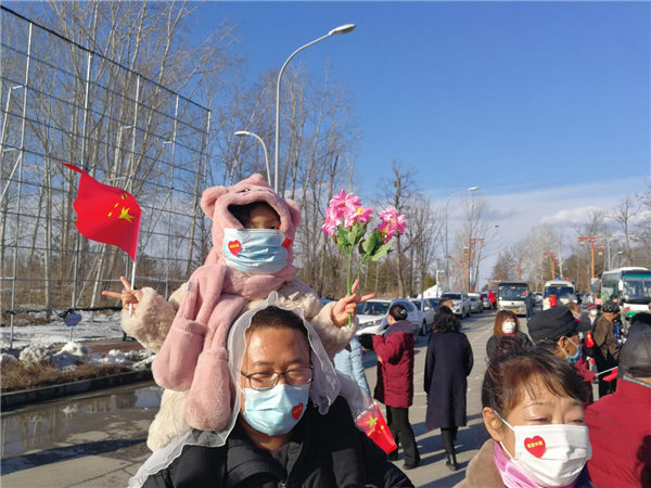 欢迎队伍.jpg 欢迎队伍.jpg