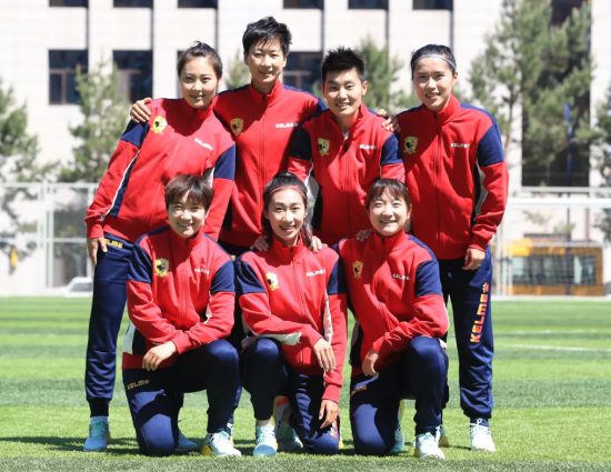 长春女足新赛季全家福出炉 全队做好备战新赛季准备-中国吉林网