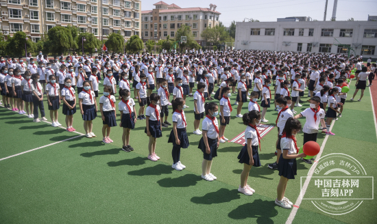 ZQL_2743.jpg ZQL_2743.jpg