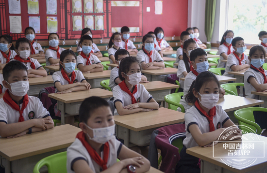 ZQL_2704.jpg ZQL_2704.jpg