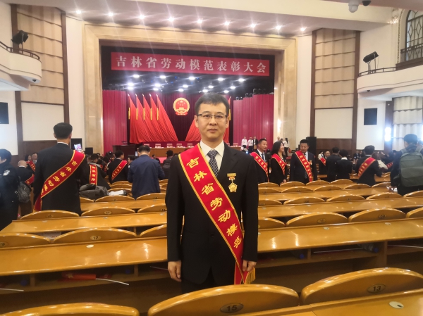 微信图片_20220429121411.jpg 微信图片_20220429121411.jpg