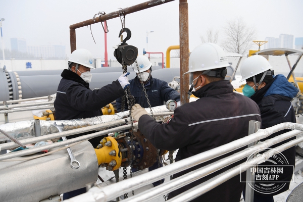 LUO_3335.jpg LUO_3335.jpg