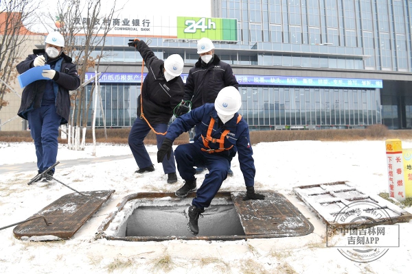 LUO_3488.jpg LUO_3488.jpg