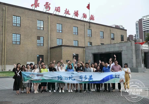 f1b1f316a26c4e6a12a2d766005f94bf_.jpg f1b1f316a26c4e6a12a2d766005f94bf_.jpg