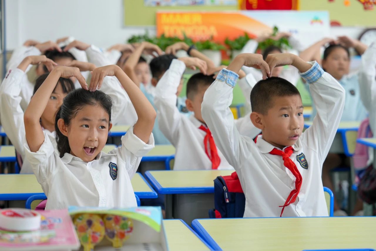 音乐.jpg 音乐.jpg