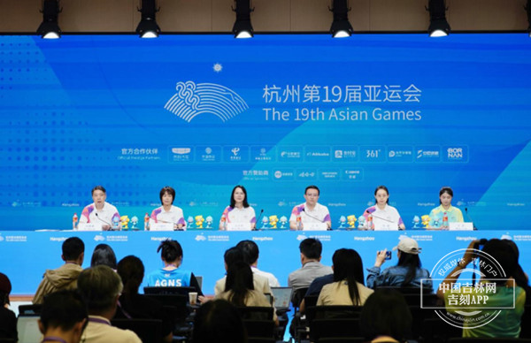 亚运会志愿者服务赢得各方点赞.png 亚运会志愿者服务赢得各方点赞.png