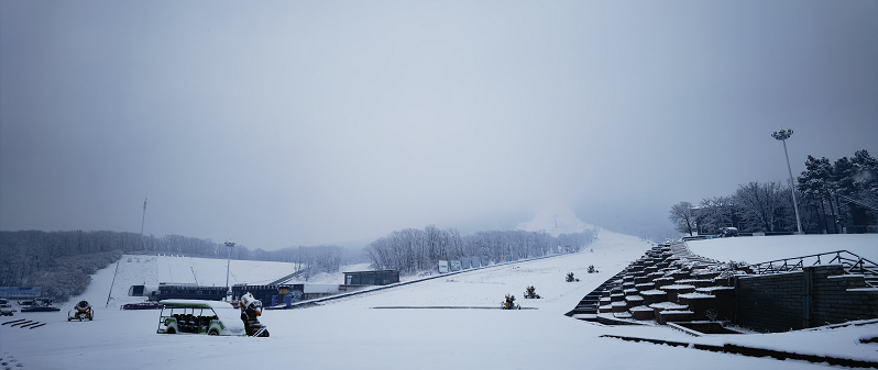 庙香山滑雪场 雪场供图.png 庙香山滑雪场 雪场供图.png