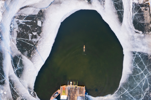 冬泳.jpeg 冬泳.jpeg