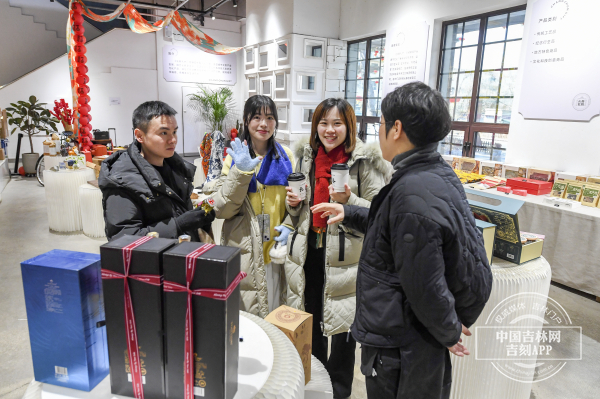 DSC_2100.jpg DSC_2100.jpg