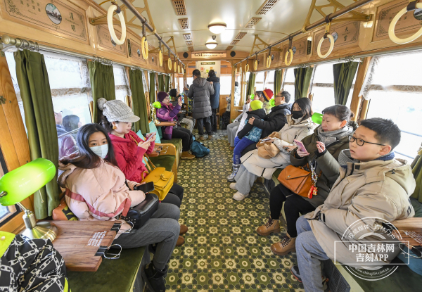 DSC_1983.jpg DSC_1983.jpg