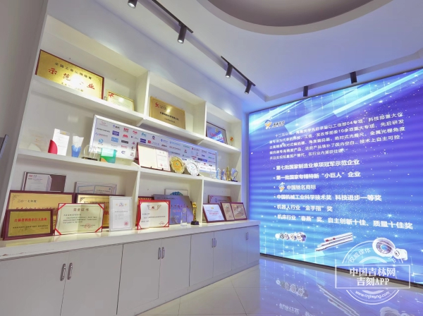 93a604e6f5419645d2fd955fc1d9568.jpg 93a604e6f5419645d2fd955fc1d9568.jpg