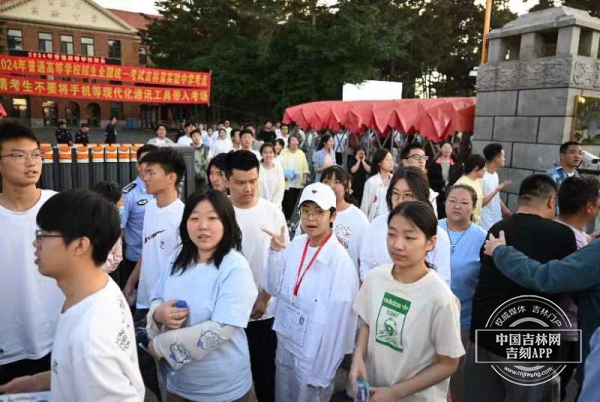 EEDE6E3C-A0F6-4902-AA4E-B73DB105BA50.jpeg EEDE6E3C-A0F6-4902-AA4E-B73DB105BA50.jpeg