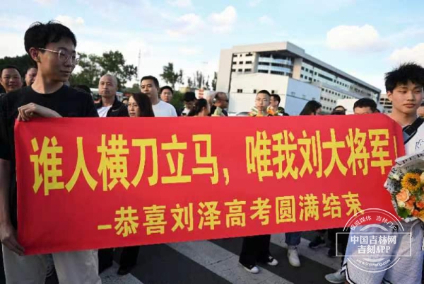 9DD569AE-8CB2-4E0E-83AB-5B67EB03090D.jpeg 9DD569AE-8CB2-4E0E-83AB-5B67EB03090D.jpeg