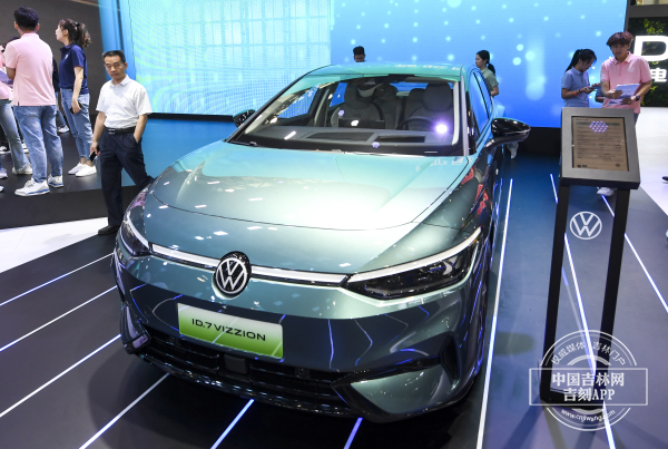 车展3.jpg 车展3.jpg