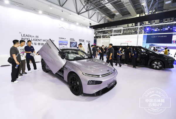 车展8.jpg 车展8.jpg