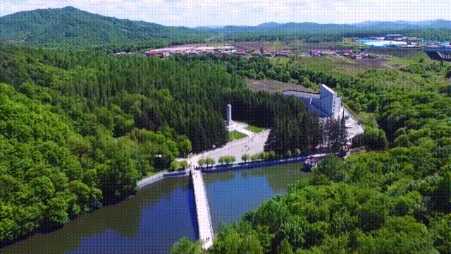 白山3.gif 白山3.gif