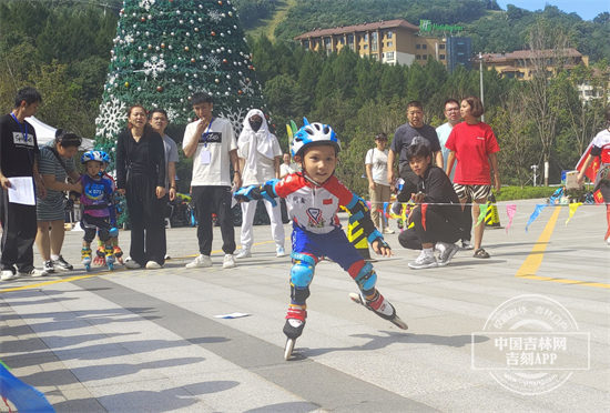 轮滑1.jpg 轮滑1.jpg