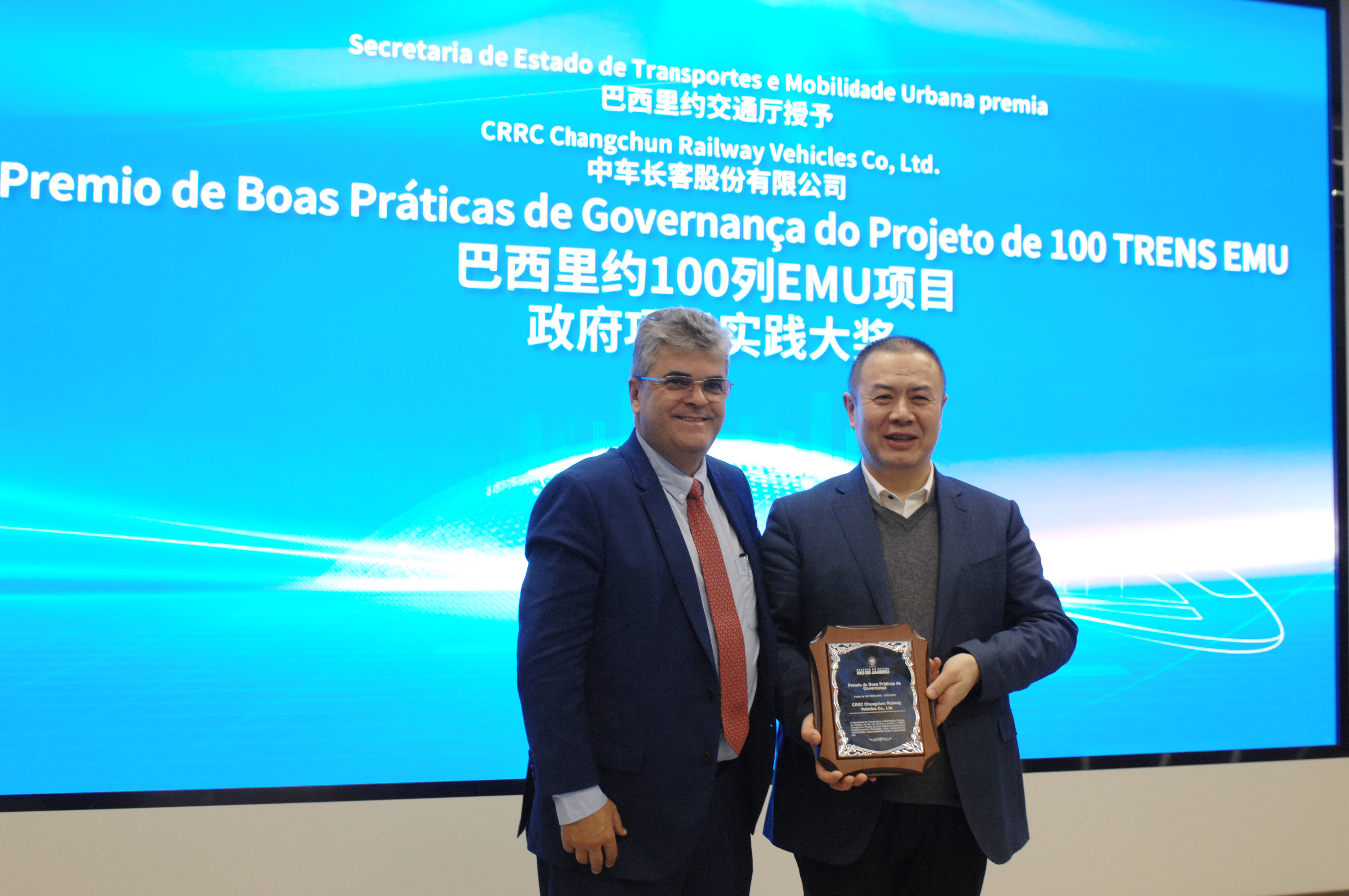 c81534cd5d5db0d402a2df346945f349_.jpg c81534cd5d5db0d402a2df346945f349_.jpg