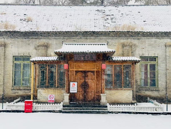 机器人1.png 机器人1.png