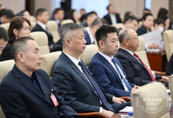 赵明柱1.jpg 赵明柱1.jpg