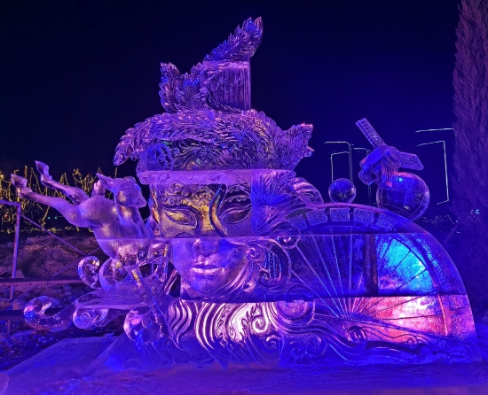 凤舞九天1.jpg 凤舞九天1.jpg