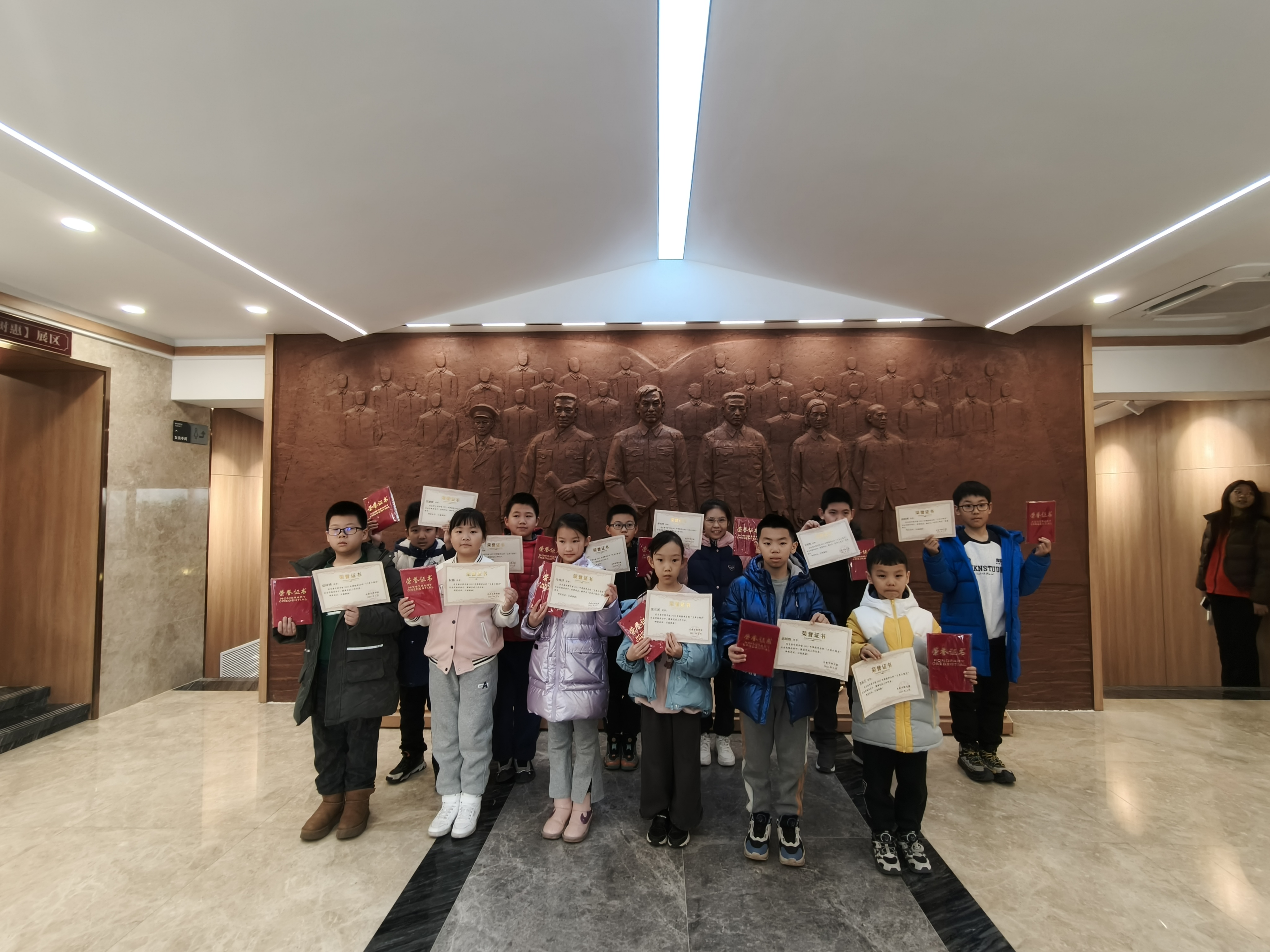 FBAE3E33-C3C0-4438-B9B7-16C0B622C9D7.jpeg FBAE3E33-C3C0-4438-B9B7-16C0B622C9D7.jpeg