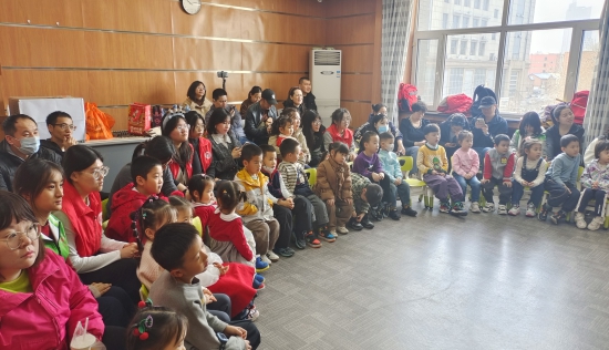 绘阅故事春日特别活动现场.jpg 绘阅故事春日特别活动现场.jpg