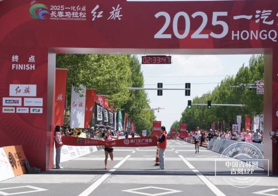 黄雪梅.jpg 黄雪梅.jpg