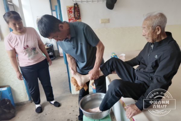 截屏2025-06-13 15.46.01.png 截屏2025-06-13 15.46.01.png