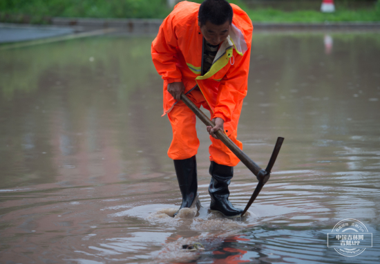 下雨3.jpg 下雨3.jpg