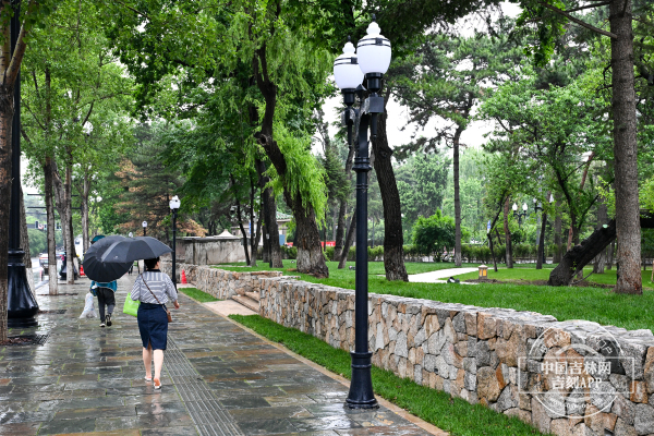 会客厅.jpg 会客厅.jpg